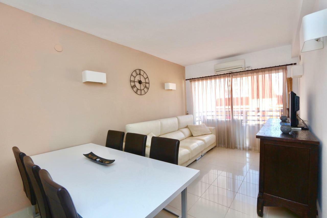 3- Bedroom Apartment In The Centre Of Calpe With Nice Living Room, 1 Bathroom. Extérieur photo