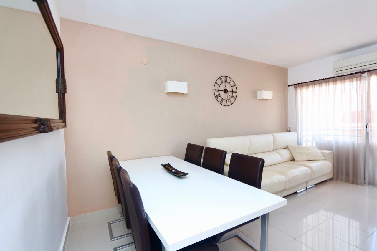 3- Bedroom Apartment In The Centre Of Calpe With Nice Living Room, 1 Bathroom. Extérieur photo